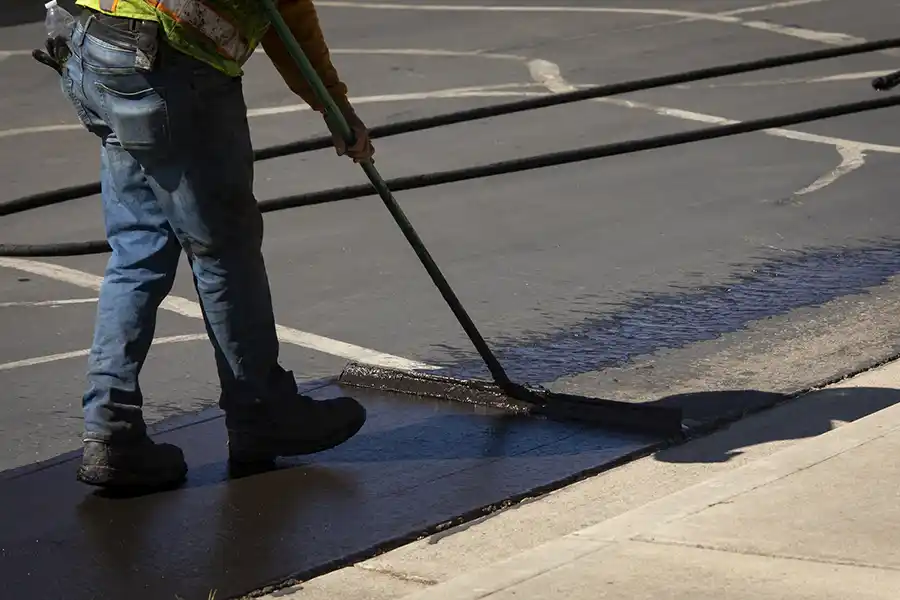 Sealcoating Sealcoating
